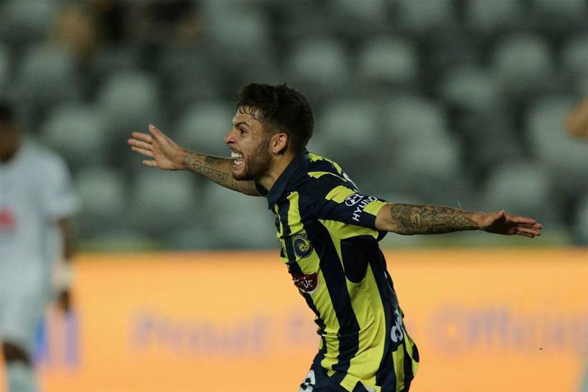 De Silva makes Sydney FC switch using new intra-league loan