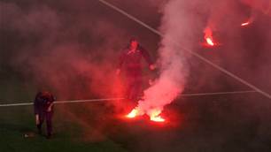 Marseille fan flips out over Final loss