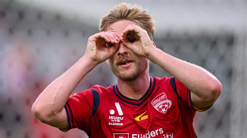 Halloran headlines Brisbane Roar's transfer raid on Reds Halloran headlines Brisbane Roar's transfer raid on Reds