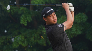 Guan shoots 74 in return to pro golf