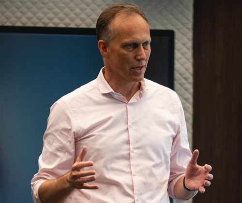 Colonial First State, Azure OpenAI için en az üç kullanım örneği buldu