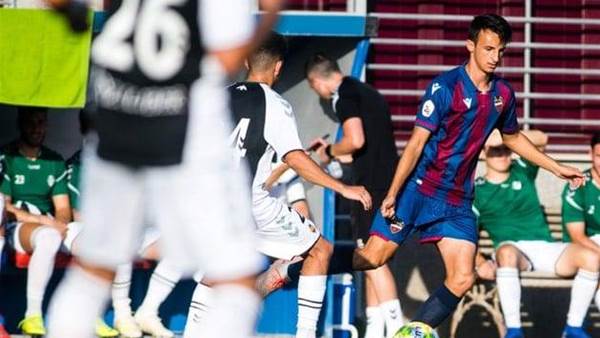 Aussie teen back in La Liga after A-League loan falls through