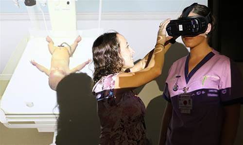 Newcastle Uni deploys VR to teach midwifery