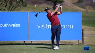 Cripps shoots course record in pursuit of first pro win