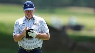 Pampling makes hot start to lead U.S Senior Open