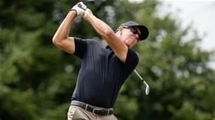 Green four off lead as weather stops U.S Senior Open