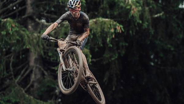 Who can win gold in the Tokyo Olympic MTB race?
