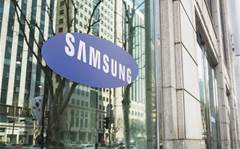 Samsung flags chip recovery, shrinking phone market