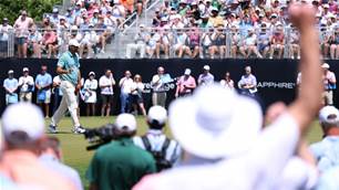 Scheffler takes charge with PGA Championship clinic