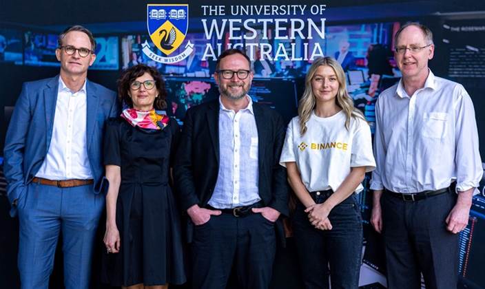 Binance funds blockchain course, master’s and metaverse lab at UWA