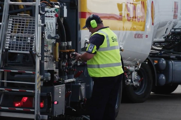 Shell creates 'Skypad' app to refuel aircraft faster