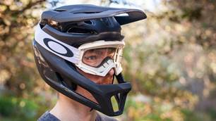 TESTED: Specialized Gambit 640g full-face helmet