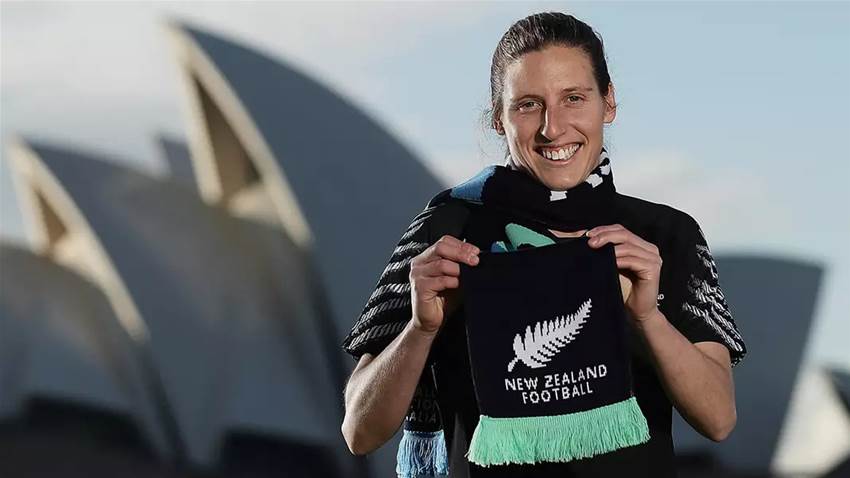 Football Fern Stott re-joins WSL's Brighton after cancer fight