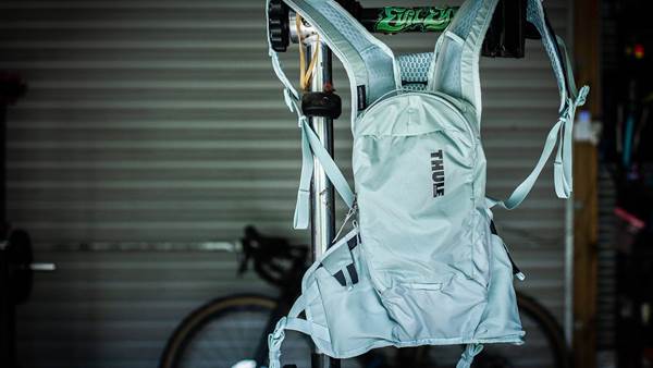 FIRST LOOK: Thule Vital 3 women's hydration backpack