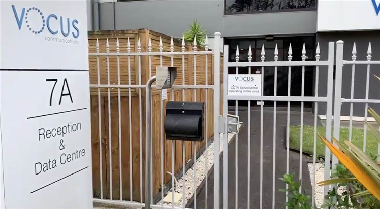 Broken door lock at Vocus NZ data centre goes viral