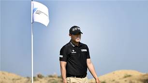Shin the surprise leader in Oman