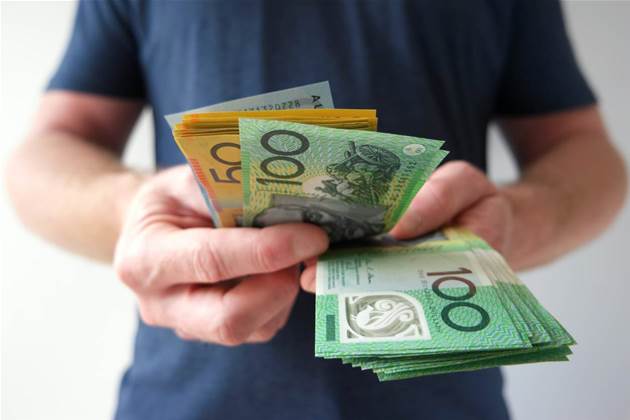 Qld opposition claims govt IT blowouts nearing $450m