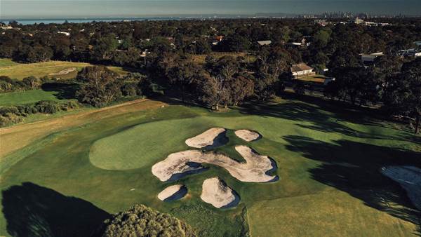 Public flocks to new Sandy Golf Links