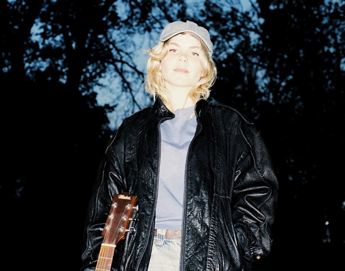 tunesday – sink into ella ion’s world tunesday – sink into ella ion’s world