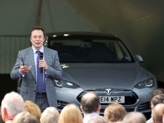 Elon Musk charged with fraud over 'misleading' Tweets