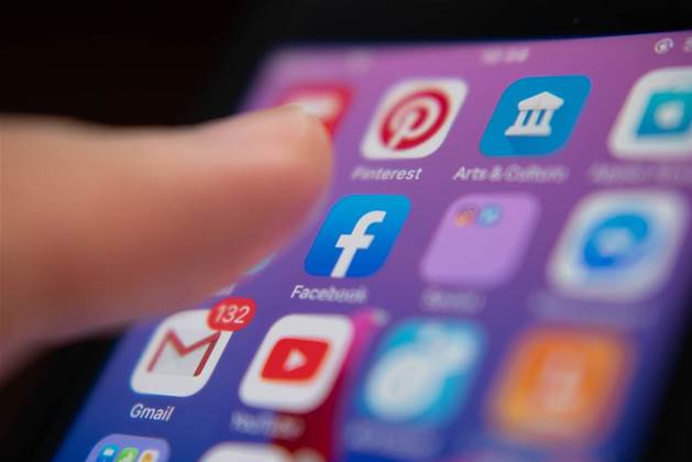 Facebook says hate speech seen in one out of 1000 views on its platform
