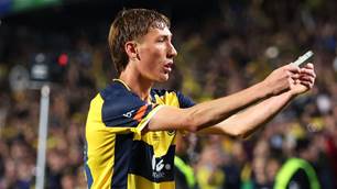 Socceroo-in-waiting seals Championship deal