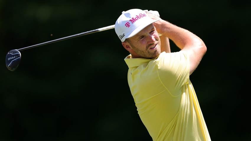 Major winner 'very sorry' for damaging Oakmont lockers Major winner 'very sorry' for damaging Oakmont lockers
