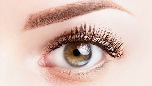 How to grow longer, fuller lashes naturally