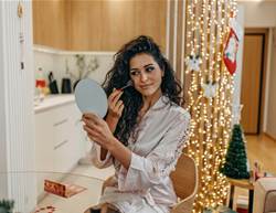 Holiday Glam After 50: The Secret Formula For Effortless Party Makeup After 50