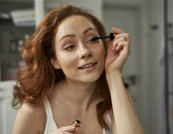 The Makeup Tweaks That Lift Your Whole Face