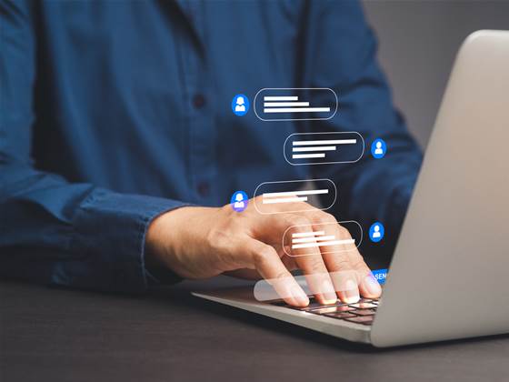 Charles Sturt University's new chatbot aims to be 'empathetic' 24/7