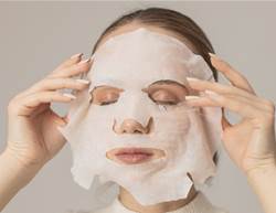 Your Collagen Mask Cheat Sheet for Smoother, Juicier Skin