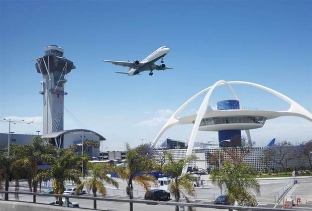 FAA says glitch fixed, US airlines back up