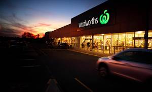 Woolworths adds QR code payments to its loyalty app