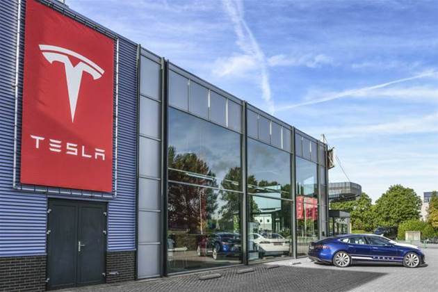 Tesla sues former employees for allegedly stealing data, Autopilot source code