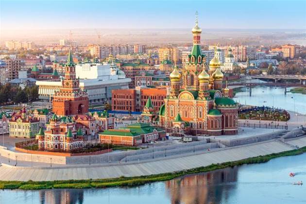 Russia, stung by intelligence leaks, plans to tighten data protection