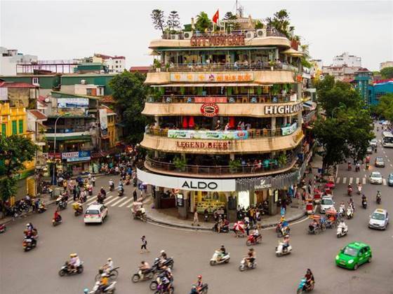 Vietnam detains 380 Chinese people in illegal online gambling bust