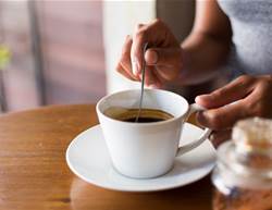 Drink Coffee at This Hour for a Longer Life, Says Science