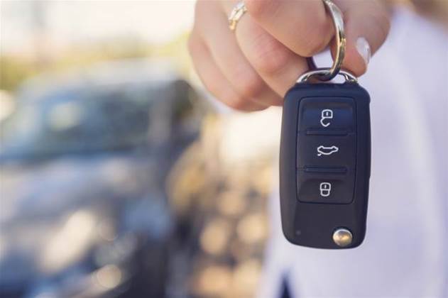 US to take 'fresh look' at opening automakers' key spectrum band