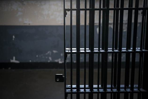 Samsung leader Jay Y. Lee granted parole