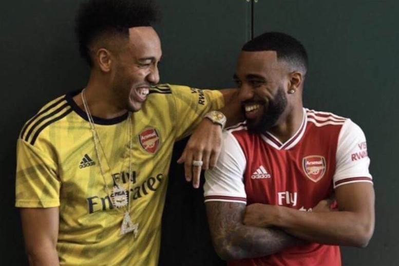 Ian Wright potentially leaks Arsenal's 2019/20 kits