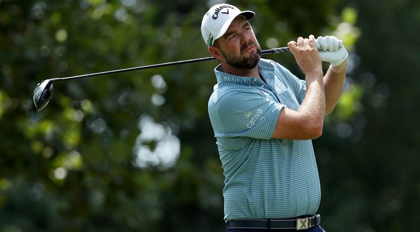 Leishman fires after emotional family reunion