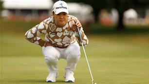 Minjee well placed on congested leaderboard