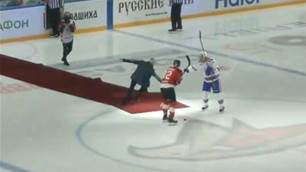 Watch! Mourinho falls on red carpet in ice hockey match