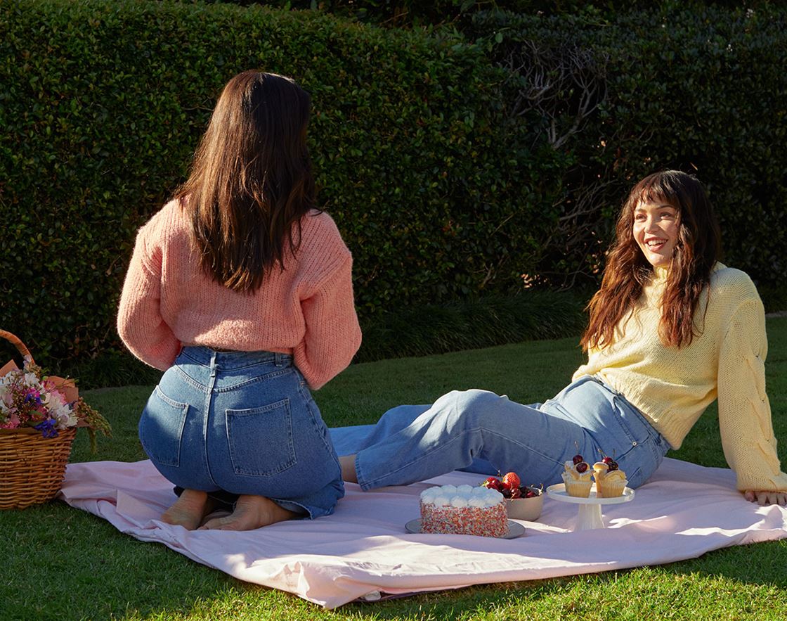 peachay jeans are made to fit small waists and bigger butts peachay jeans are made to fit small waists and bigger butts
