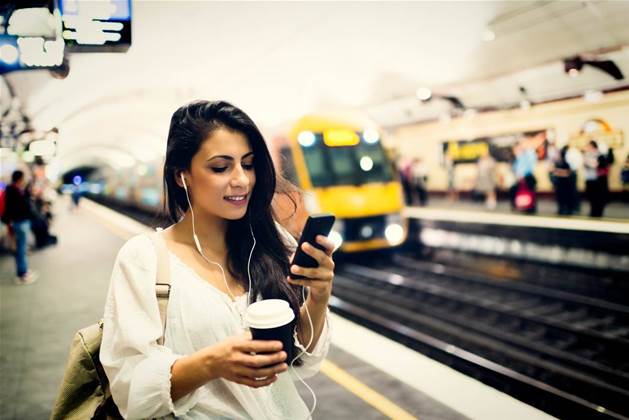 Uber to display Sydney public transport options