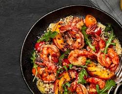 Grilled prawn, peach & quinoa salad