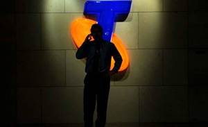 Telstra blasts plan to 'set aside' mobile spectrum for Optus and TPG, but not it