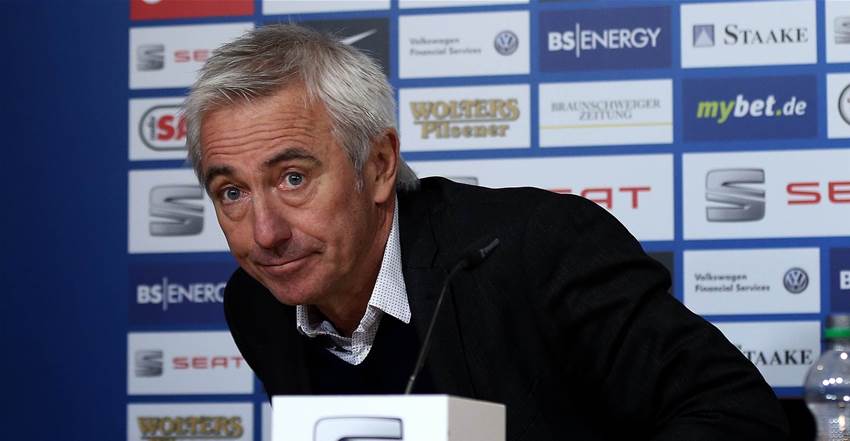 van Marwijk firms to lead Socceroos van Marwijk firms to lead Socceroos