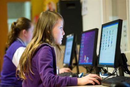 High-speed fibre internet arrives at 500 SA schools